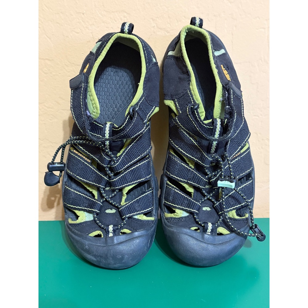 KEEN Newport H2 Women's Closed Toe Water Sandals Black Lime EU 38 (US 6.5–7.5)